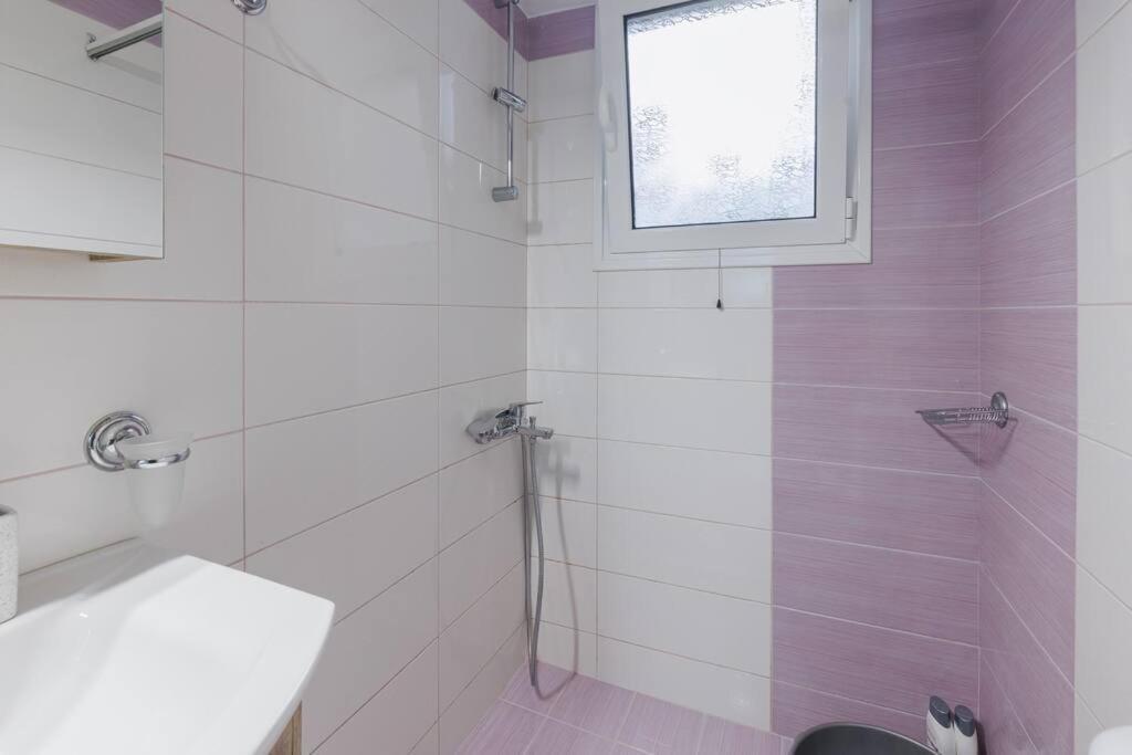 Serene Ground Floor In Gkyzi *